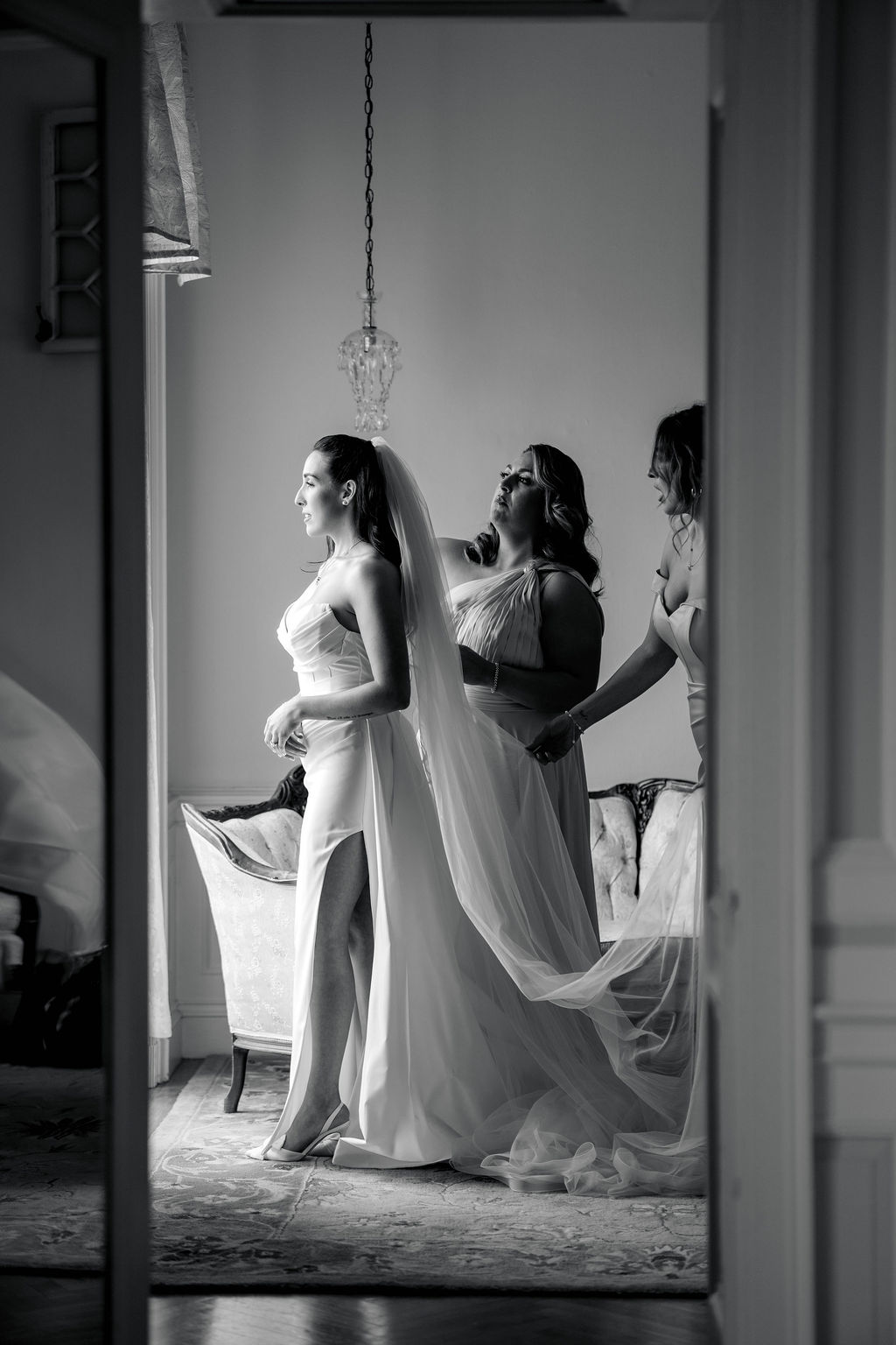 Aldrich Mansion wedding RI | Newport RI Film Wedding Photographer Serving CT, RI, Boston, and New England Areas | Film and Digital Photographer | Deirdre Volk Photography