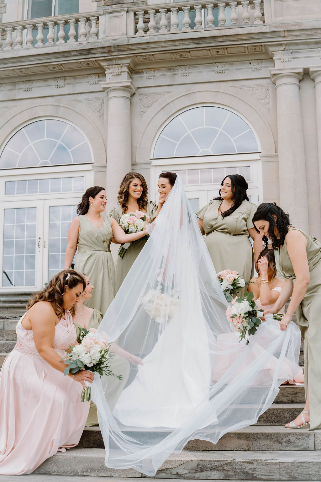 Aldrich Mansion wedding RI | Newport RI Film Wedding Photographer Serving CT, RI, Boston, and New England Areas | Film and Digital Photographer | Deirdre Volk Photography