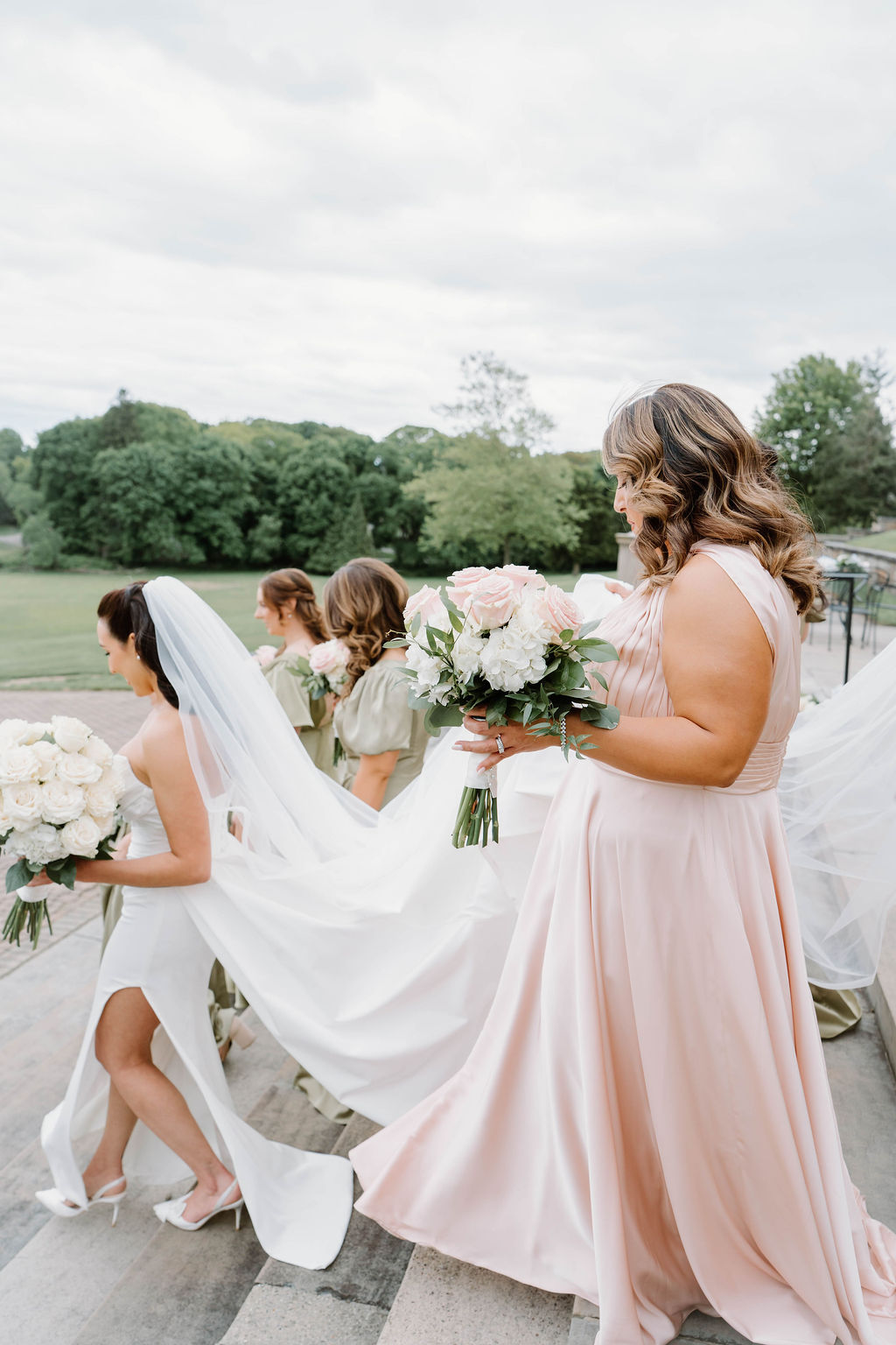 Aldrich Mansion wedding RI | Newport RI Film Wedding Photographer Serving CT, RI, Boston, and New England Areas | Film and Digital Photographer | Deirdre Volk Photography