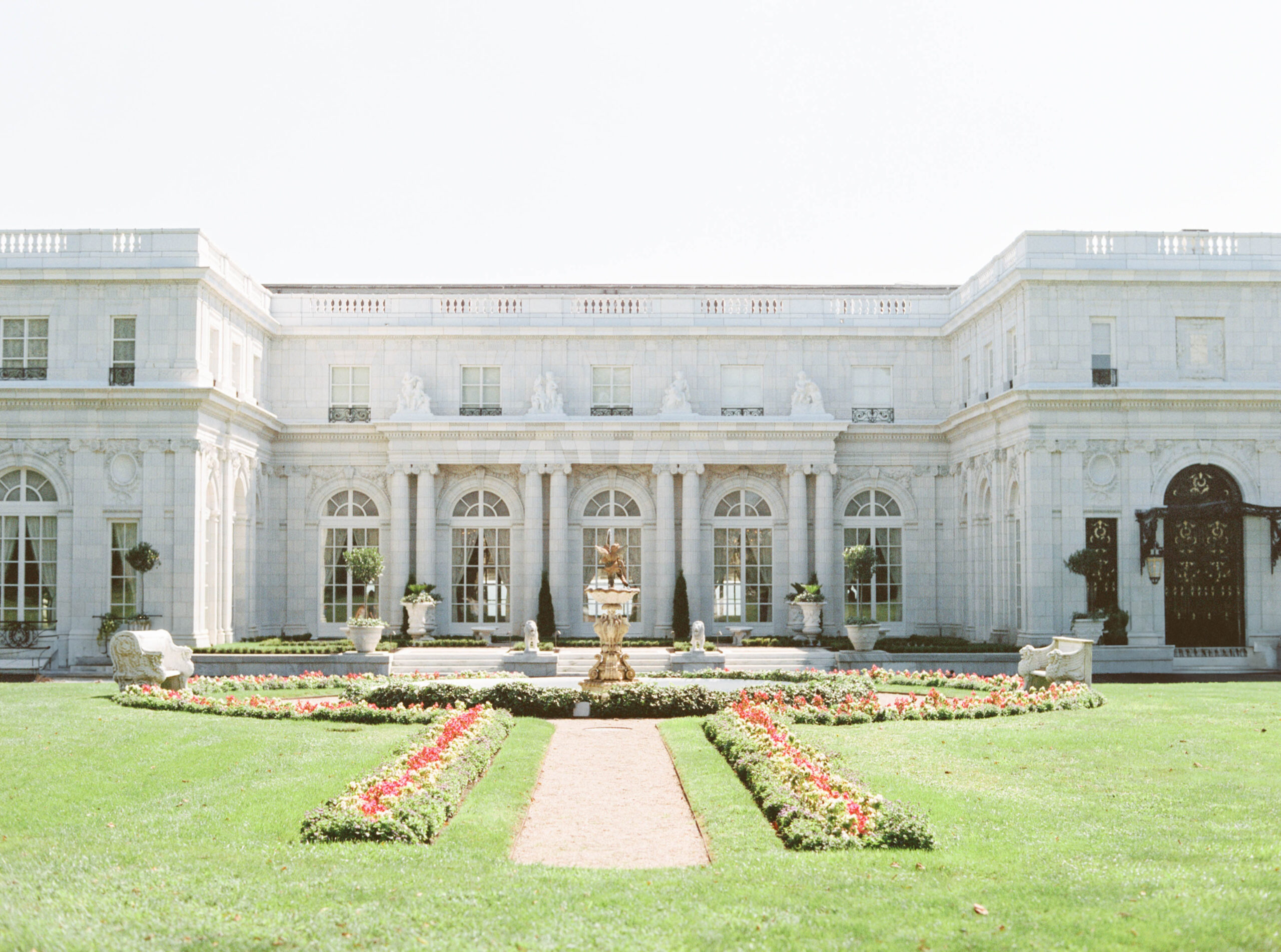 Aldrich Mansion wedding RI | Newport RI Film Wedding Photographer Serving CT, RI, Boston, and New England Areas | Film and Digital Photographer | Deirdre Volk Photography